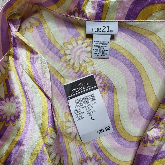 Satin retro floral tie-front long bell sleeve collared crop top - Picture 2 of 6